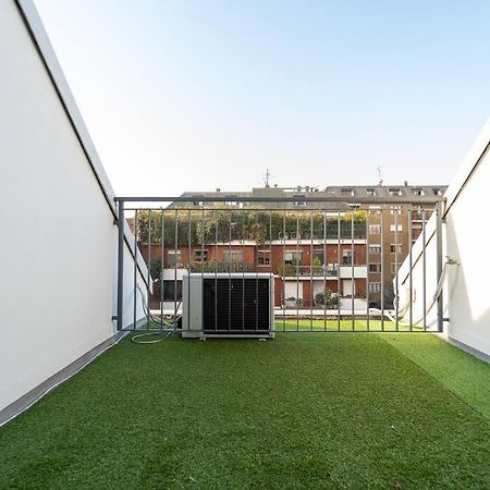 5 Giornate Apt Con Terrazzo E Garage Privato Milano Exterior foto