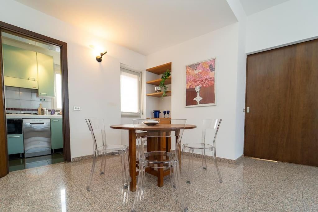 5 Giornate Apt Con Terrazzo E Garage Privato Milano Exterior foto