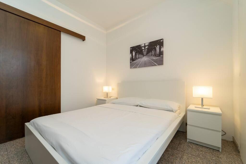 5 Giornate Apt Con Terrazzo E Garage Privato Milano Exterior foto