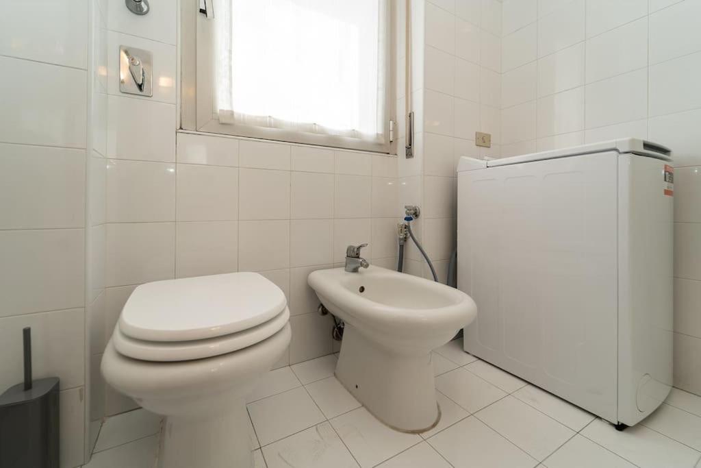 5 Giornate Apt Con Terrazzo E Garage Privato Milano Exterior foto